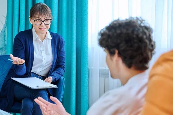 Counselling and early support for addiction recovery